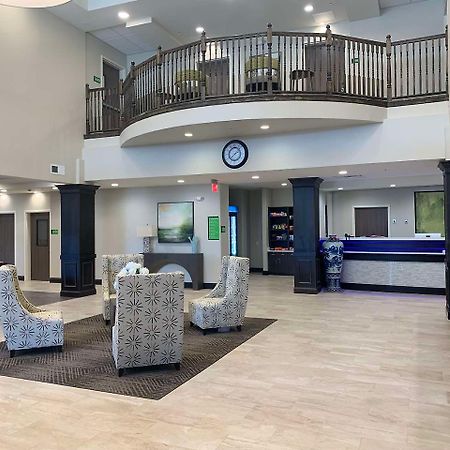 Best Western Plus Horseheads Inn & Suites Ngoại thất bức ảnh