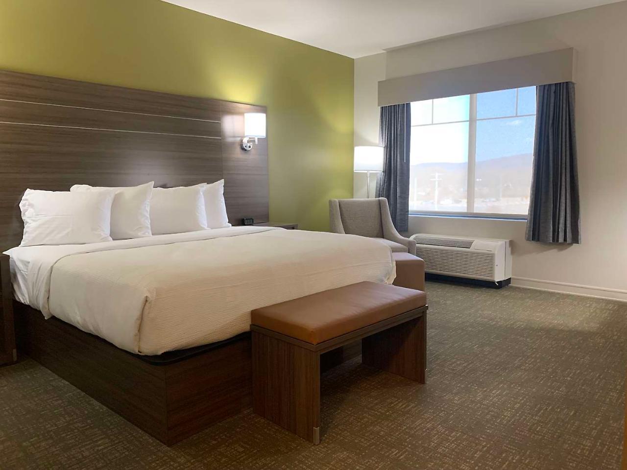 Best Western Plus Horseheads Inn & Suites Ngoại thất bức ảnh